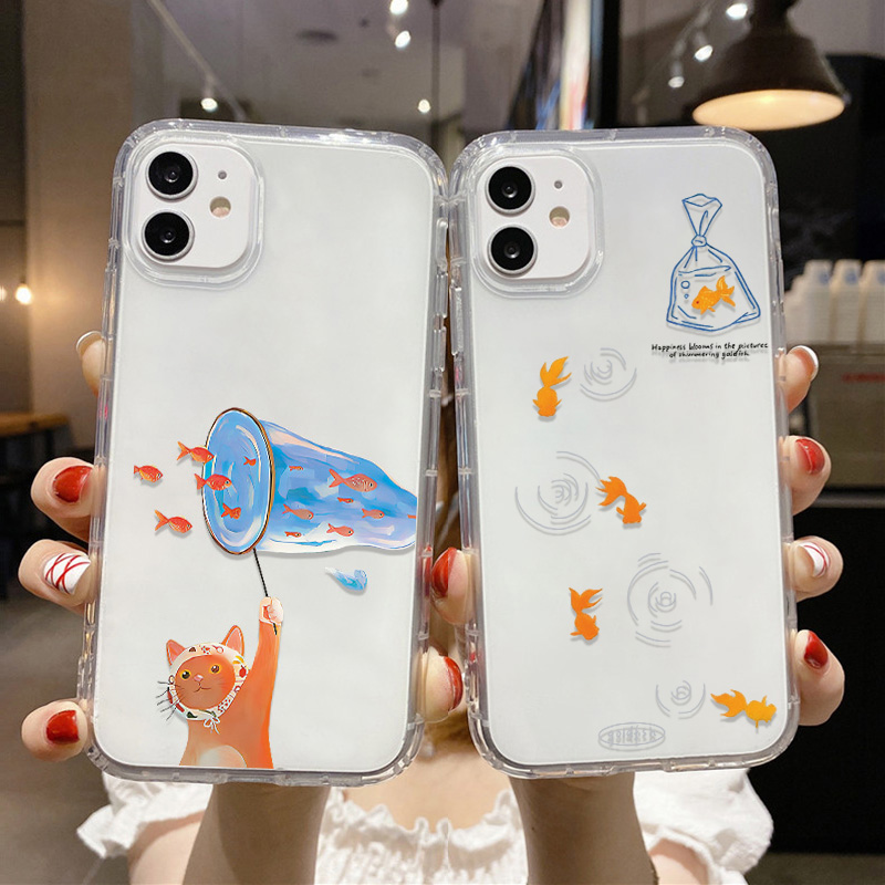 حافظة هاتف شفافة على شكل سمكة  - مراجعة Apple Iphone 15 وسعره